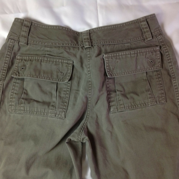 Capris - Picture 7 of 9